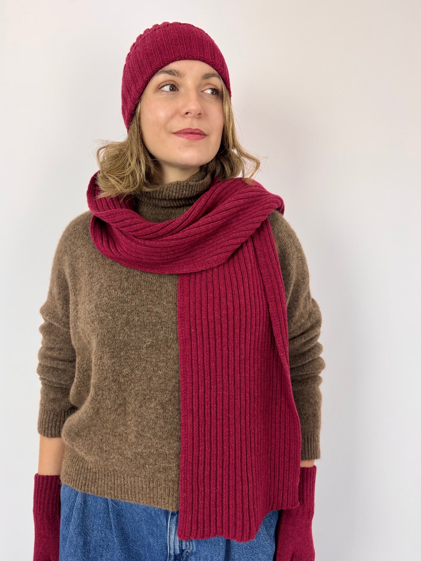 Cordelia James Ribbed Scarf
