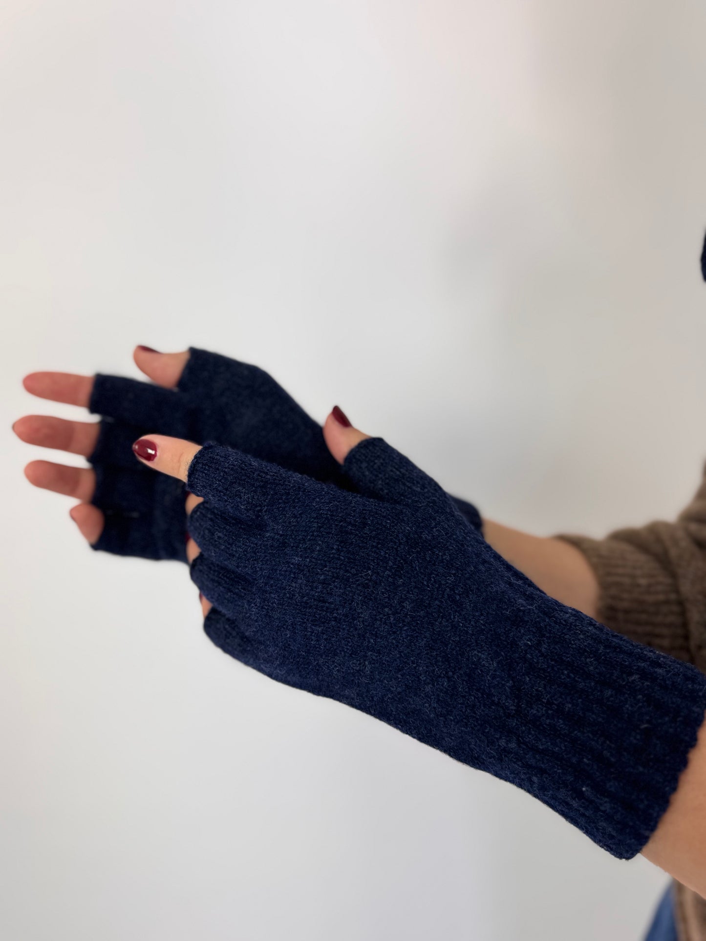 Cordelia James Half Finger Gloves