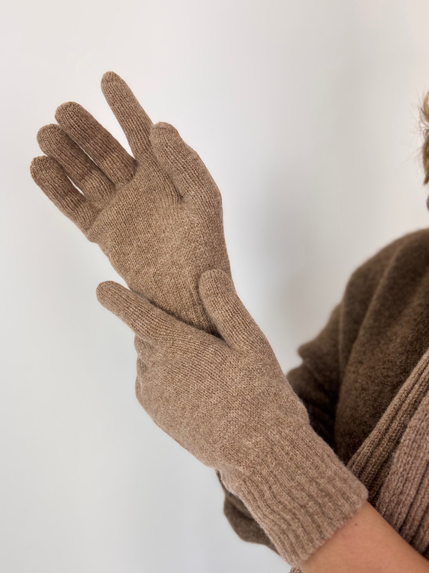 Cordelia James Full Finger Gloves
