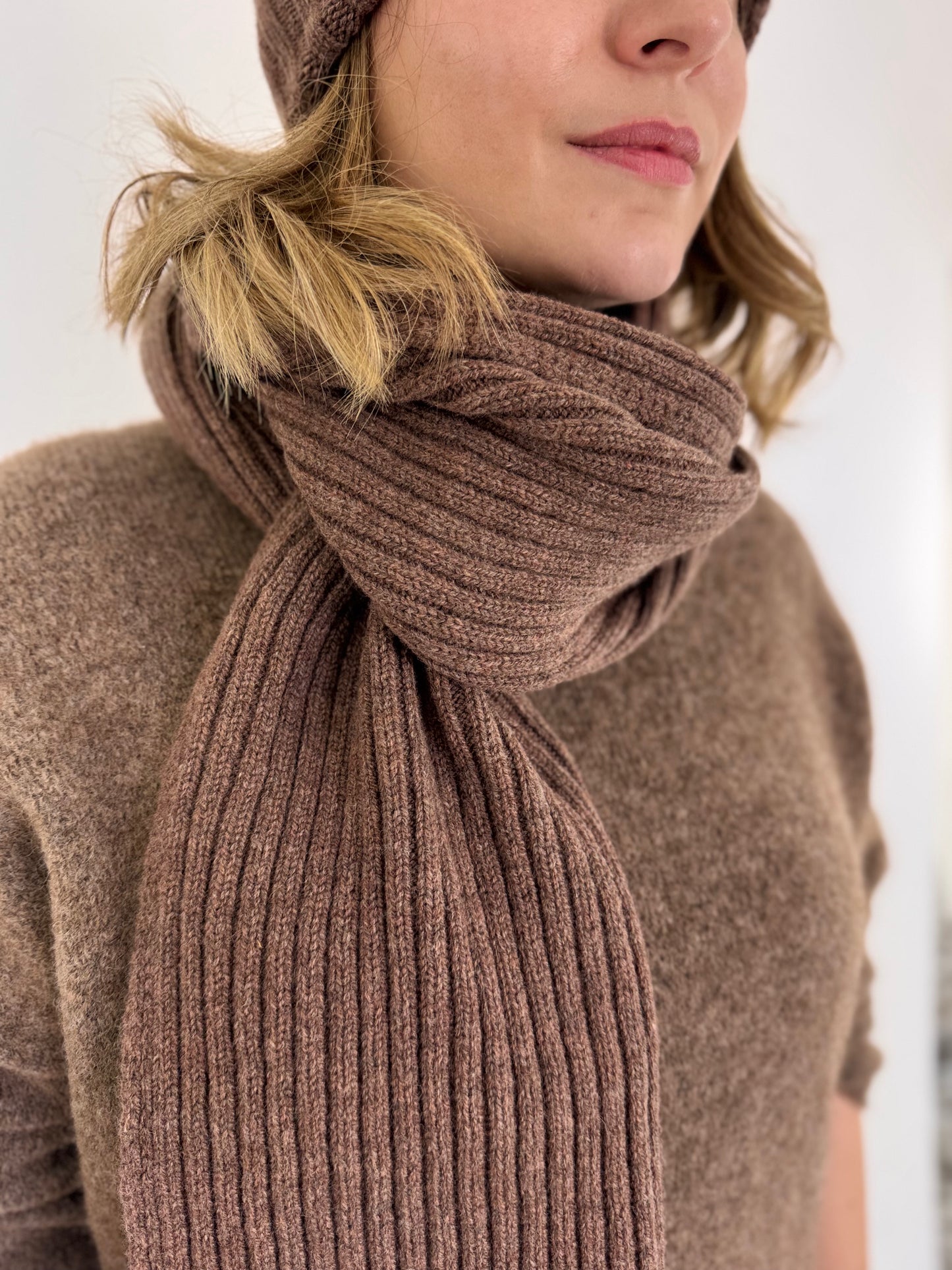 Cordelia James Ribbed Scarf