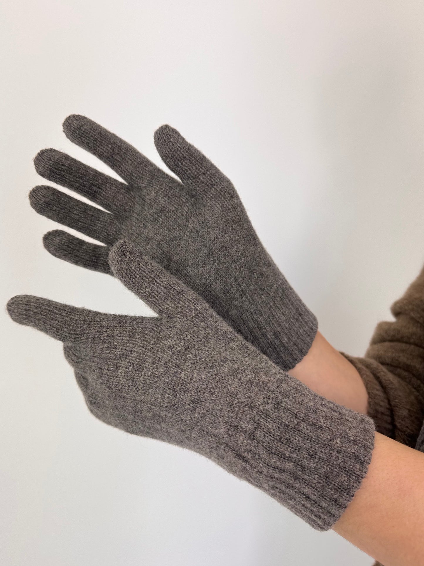 Cordelia James Full Finger Gloves
