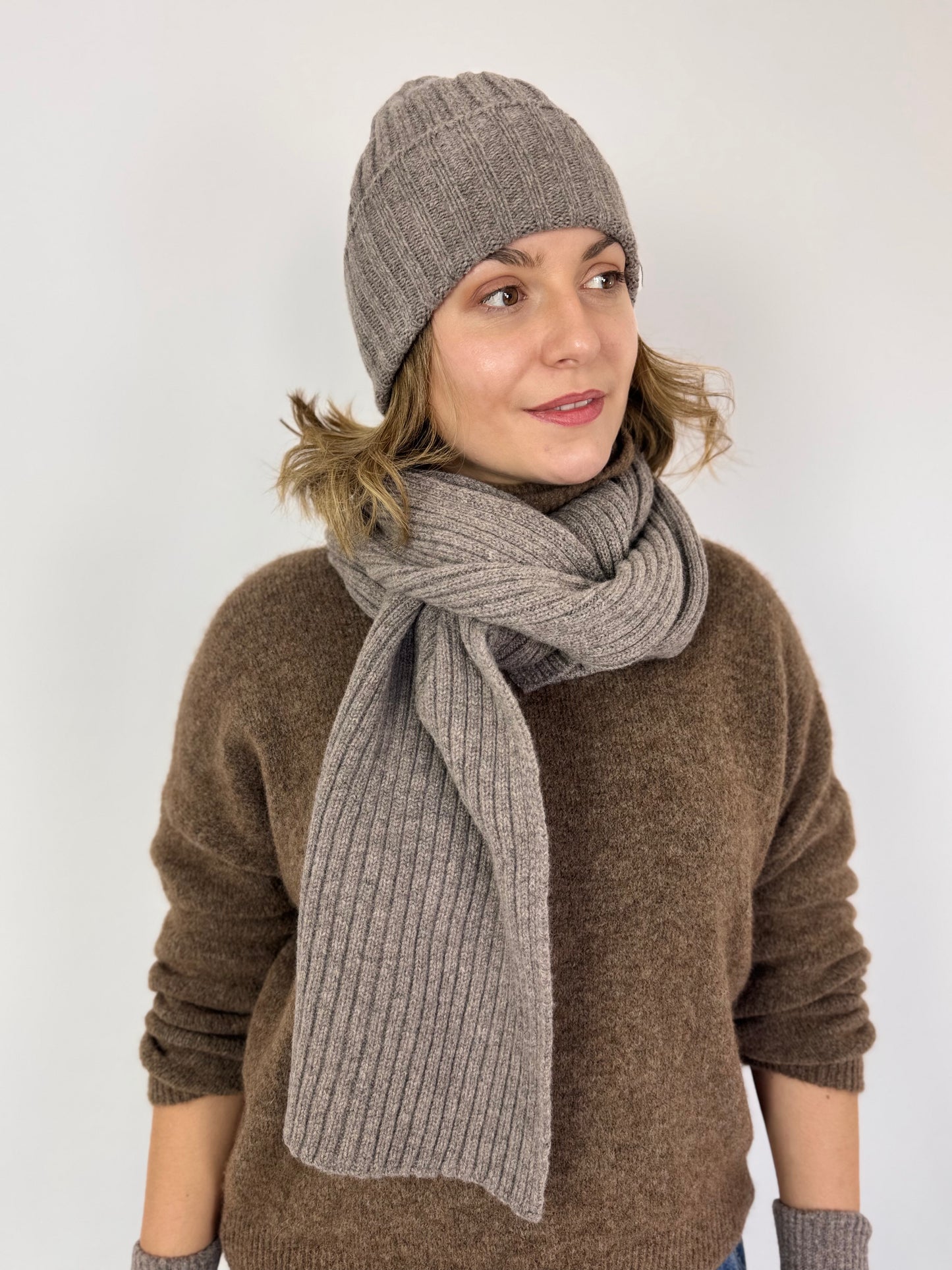 Cordelia James Ribbed Scarf