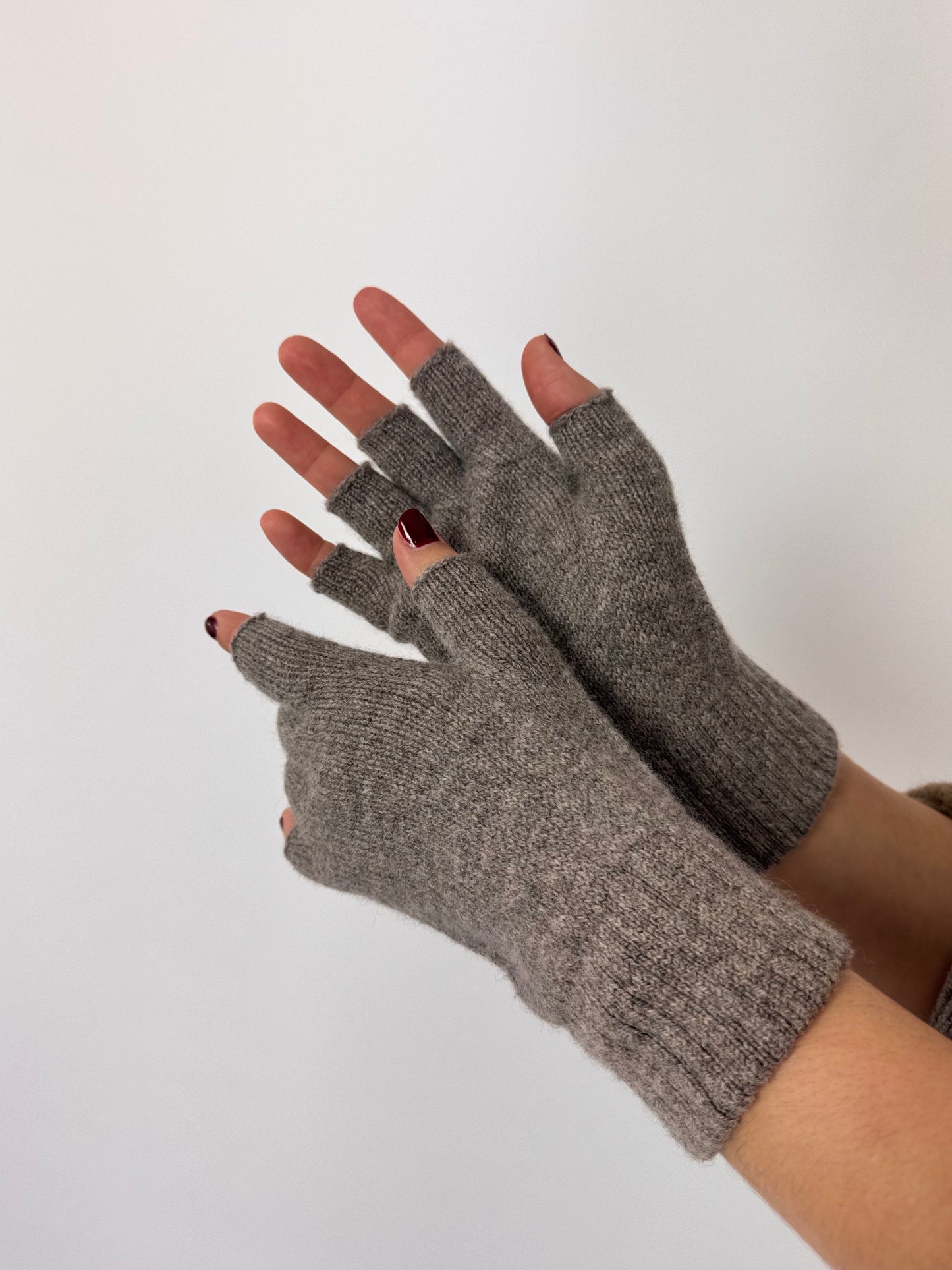 Cordelia James Half Finger Gloves