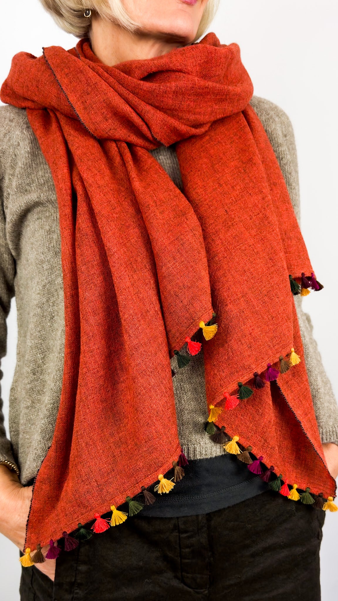 Weaves & Blends Yaksa Pom Scarf Sienna