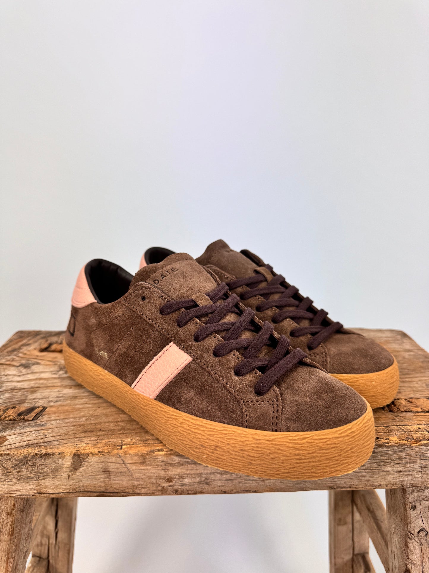 DATE Hill Low Trainers Taupe