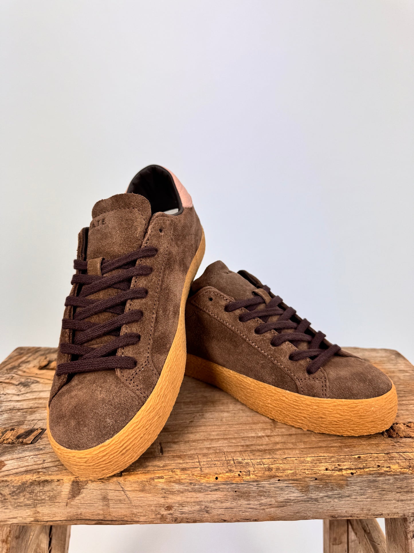 DATE Hill Low Trainers Taupe