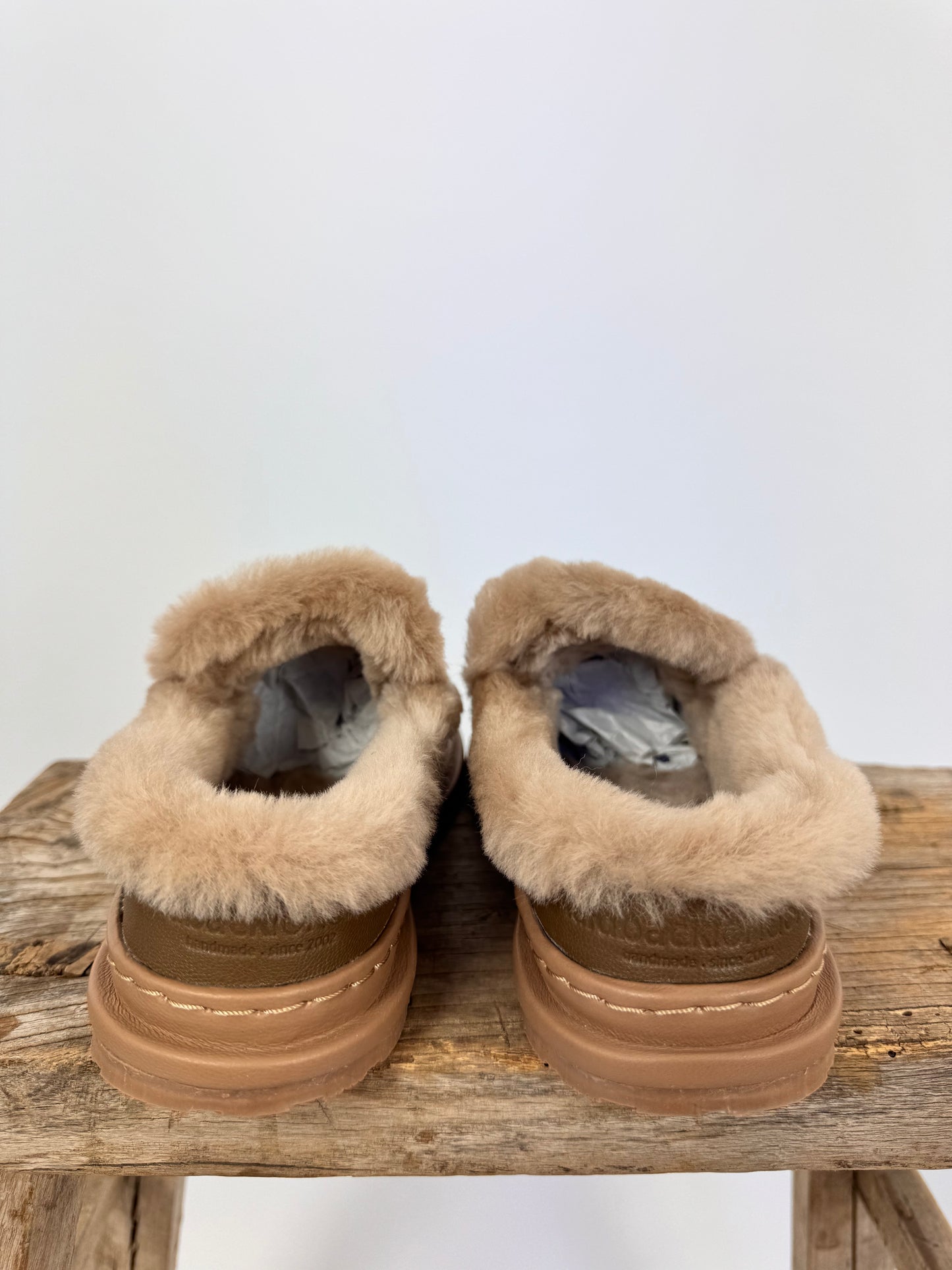 Laidback London Jun Slippers Choc