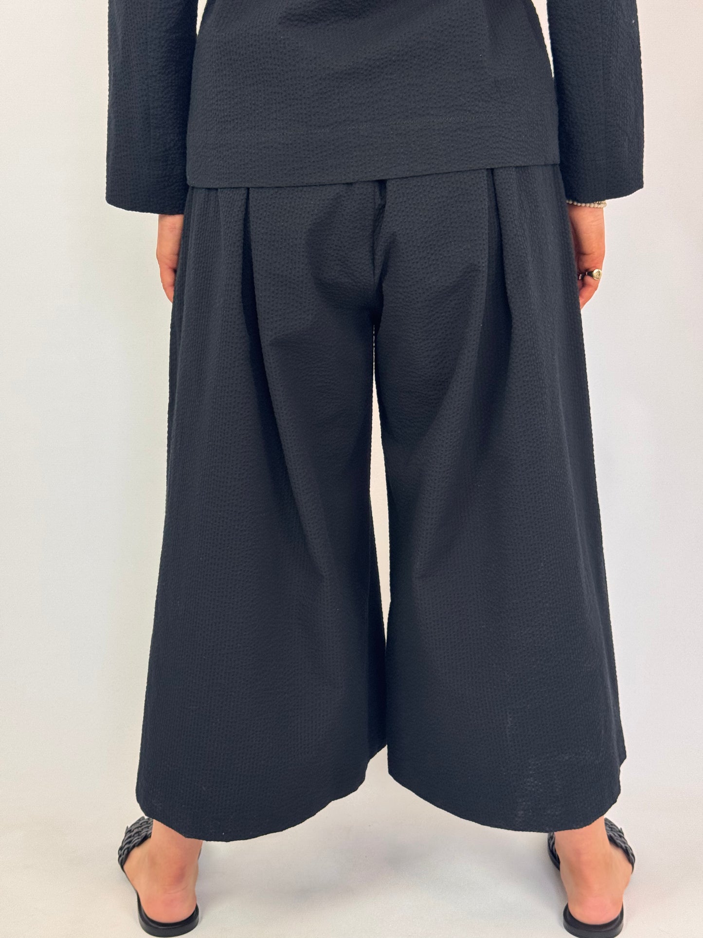 Der Antagonist P19 Culottes Black