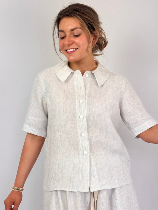 Der Antagonist S23 Shirt White Stripe