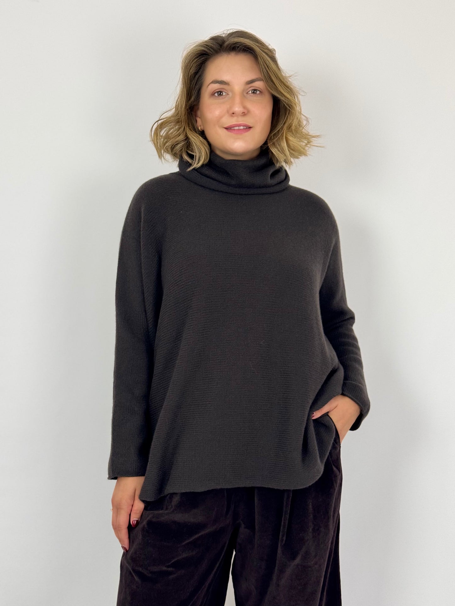 Album di Famiglia 1943 Dolcevita Jumper Choco