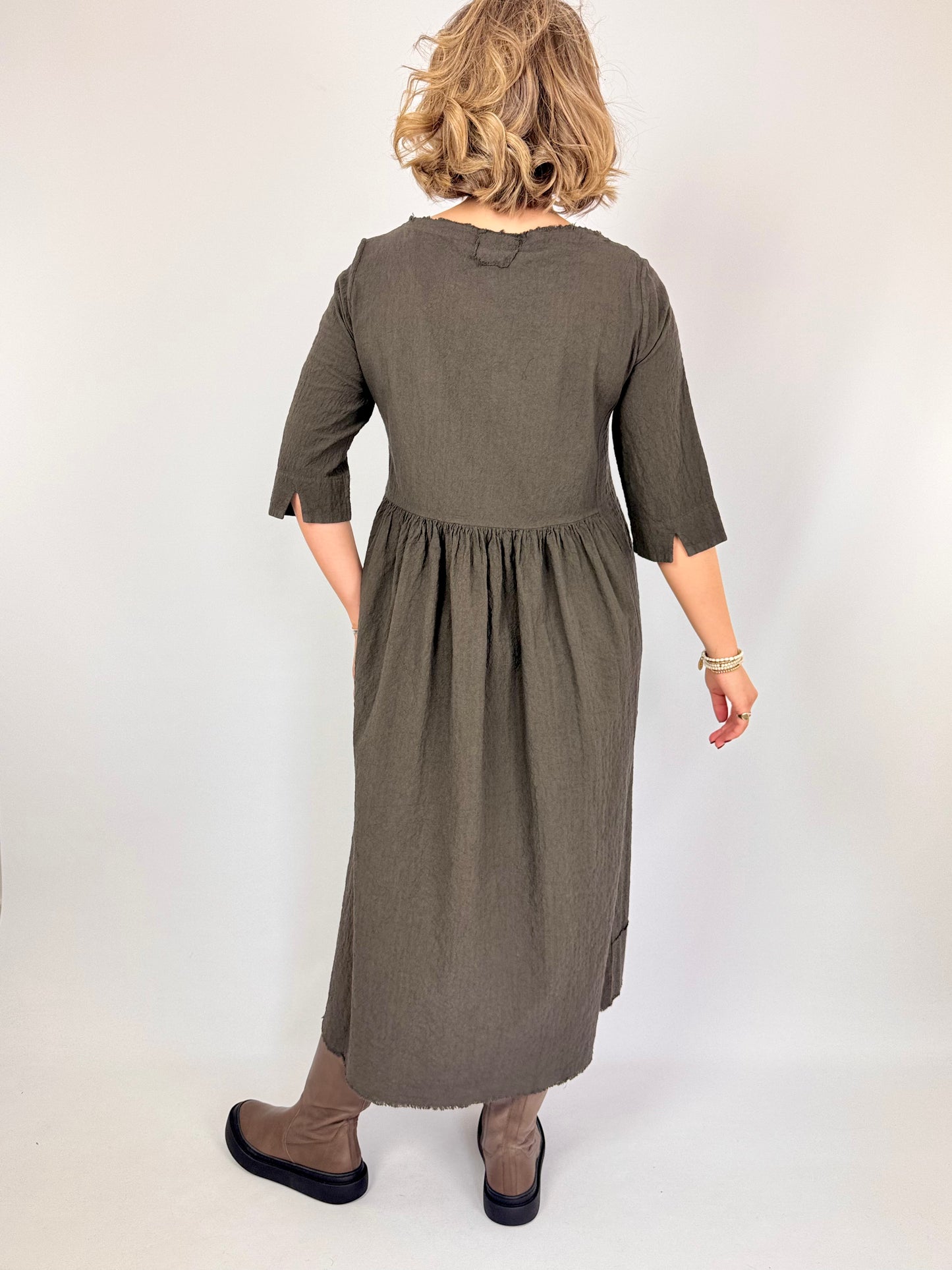 Aequamente 256 Dress Foresta