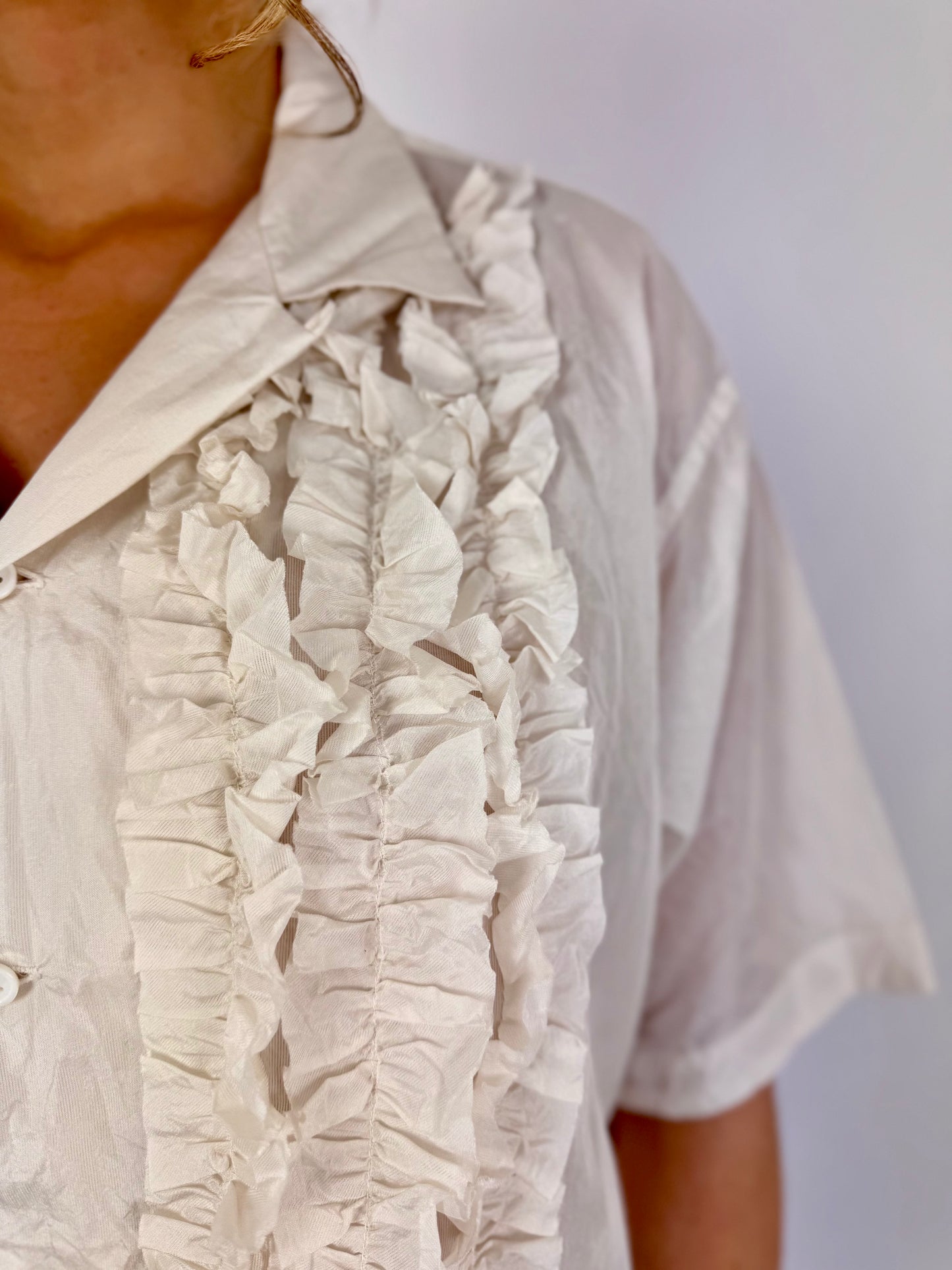 TouJours Short Sleeve Frill Shirt Ivory