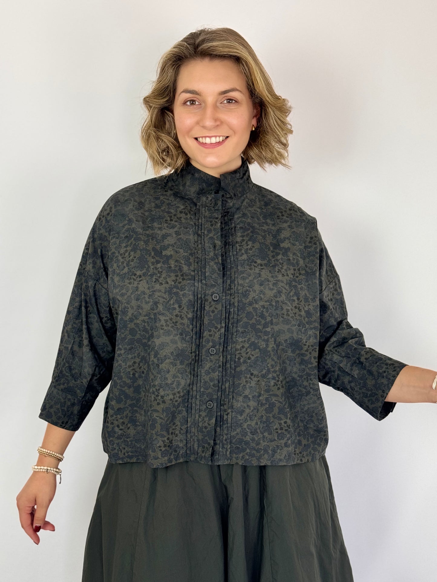 Bergfabel Claudia Shirt Dark Flower