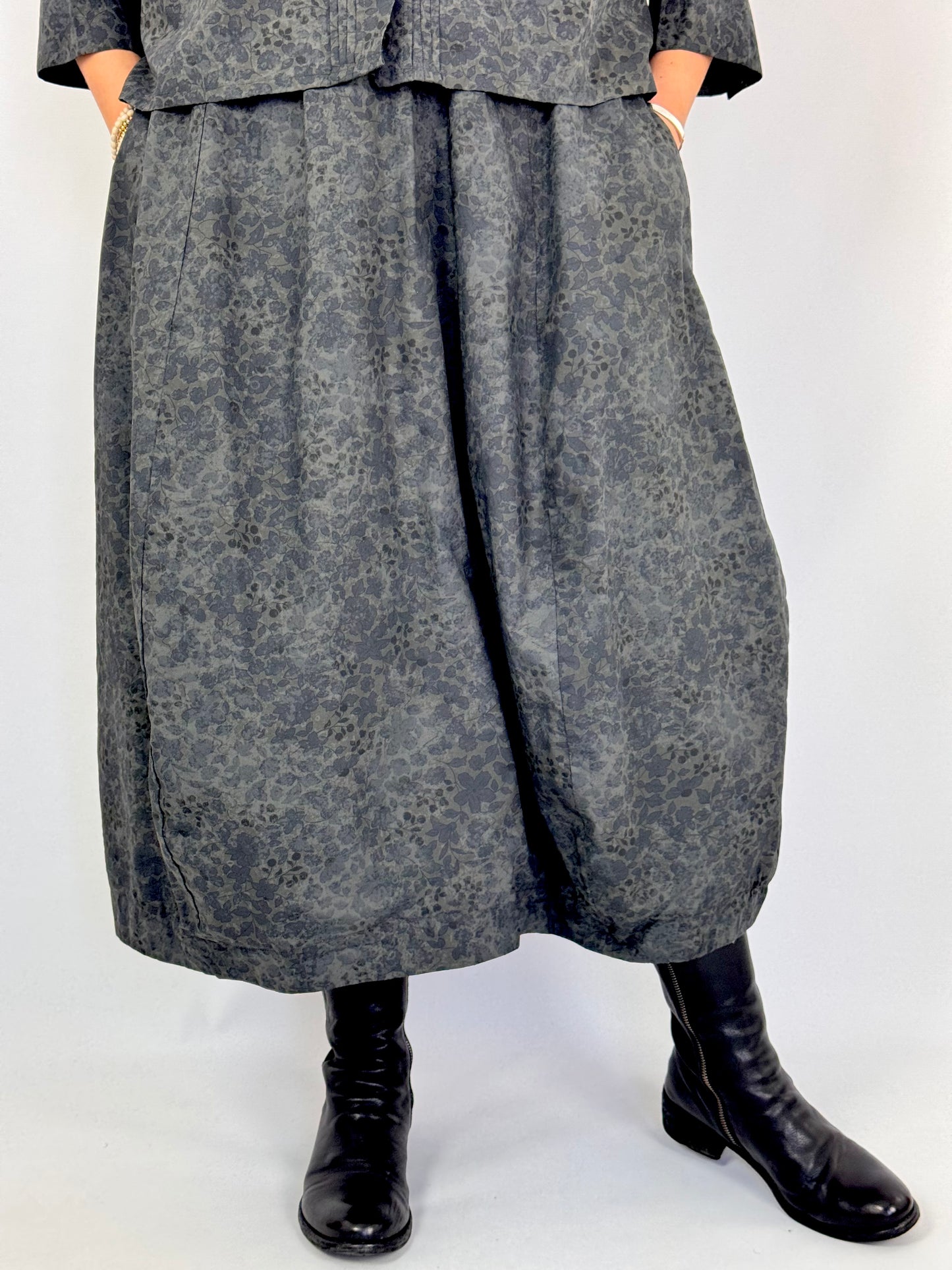 Bergfabel Carla Skirt Dark Flower