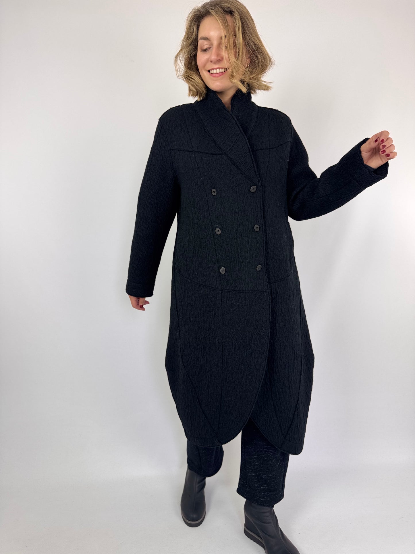 Transit Par-Such X330 Coat Black
