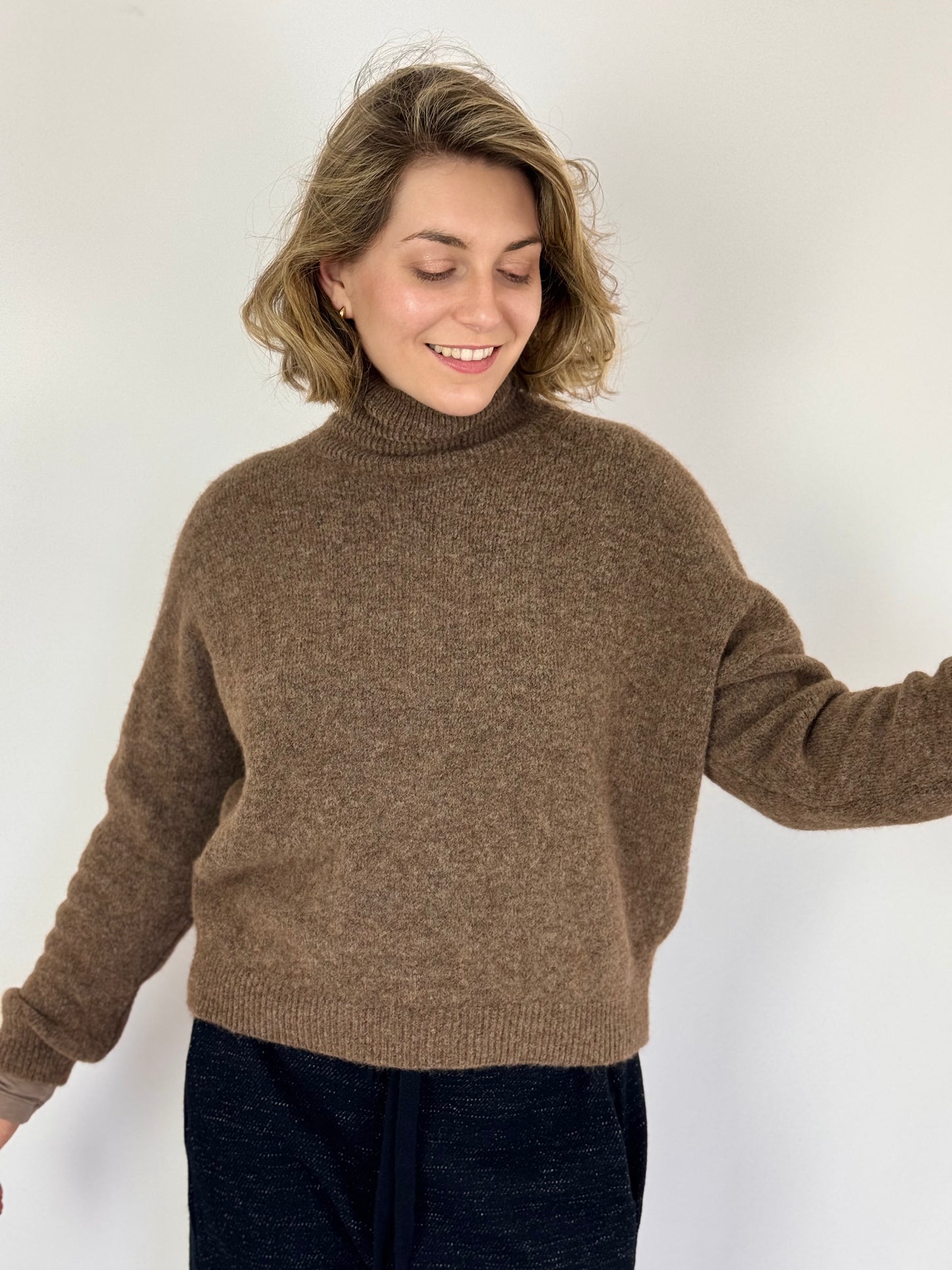 Transit Par-Such 12472 Jumper Brown