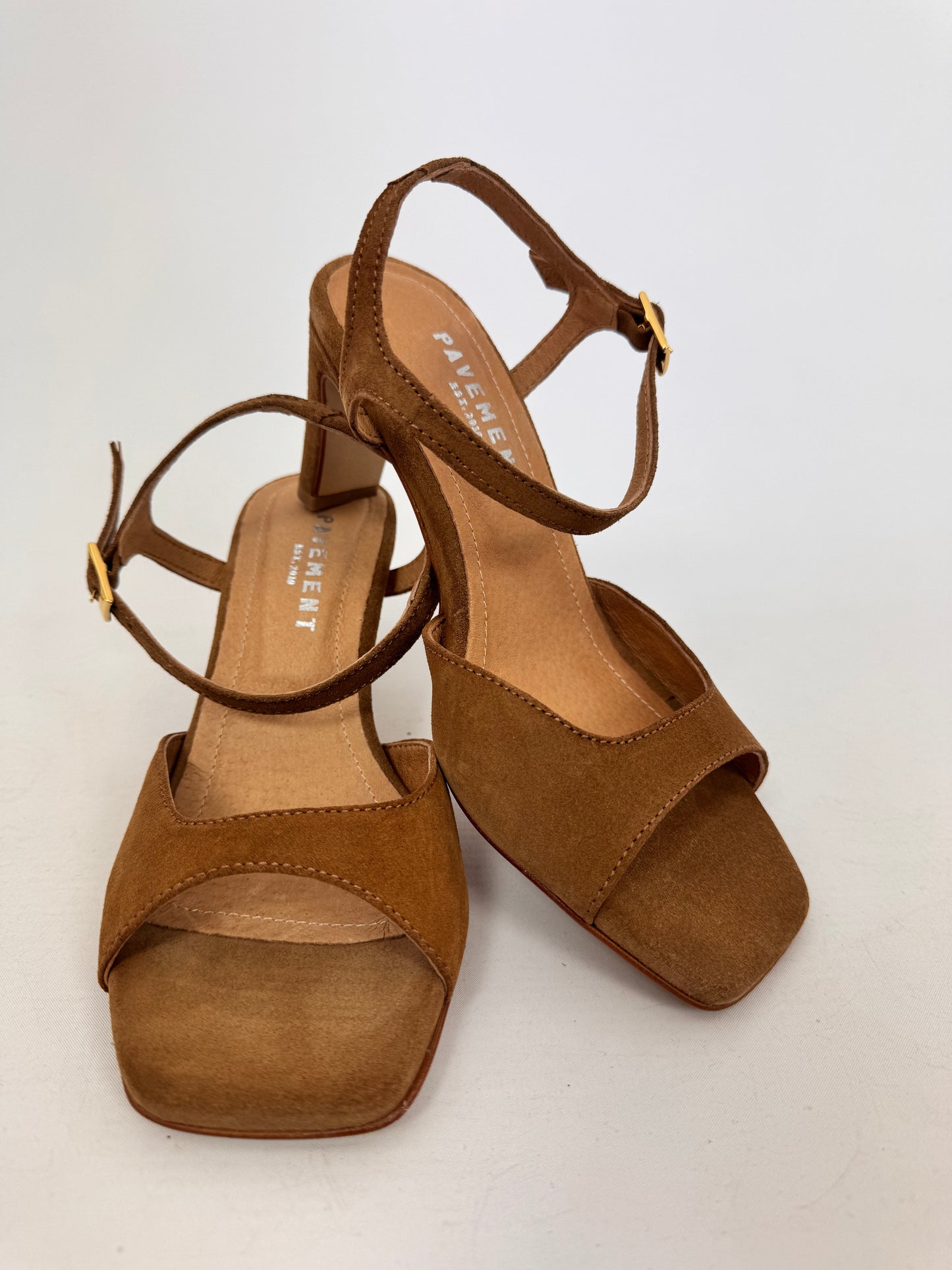 Pavement Lula Shoes Tan