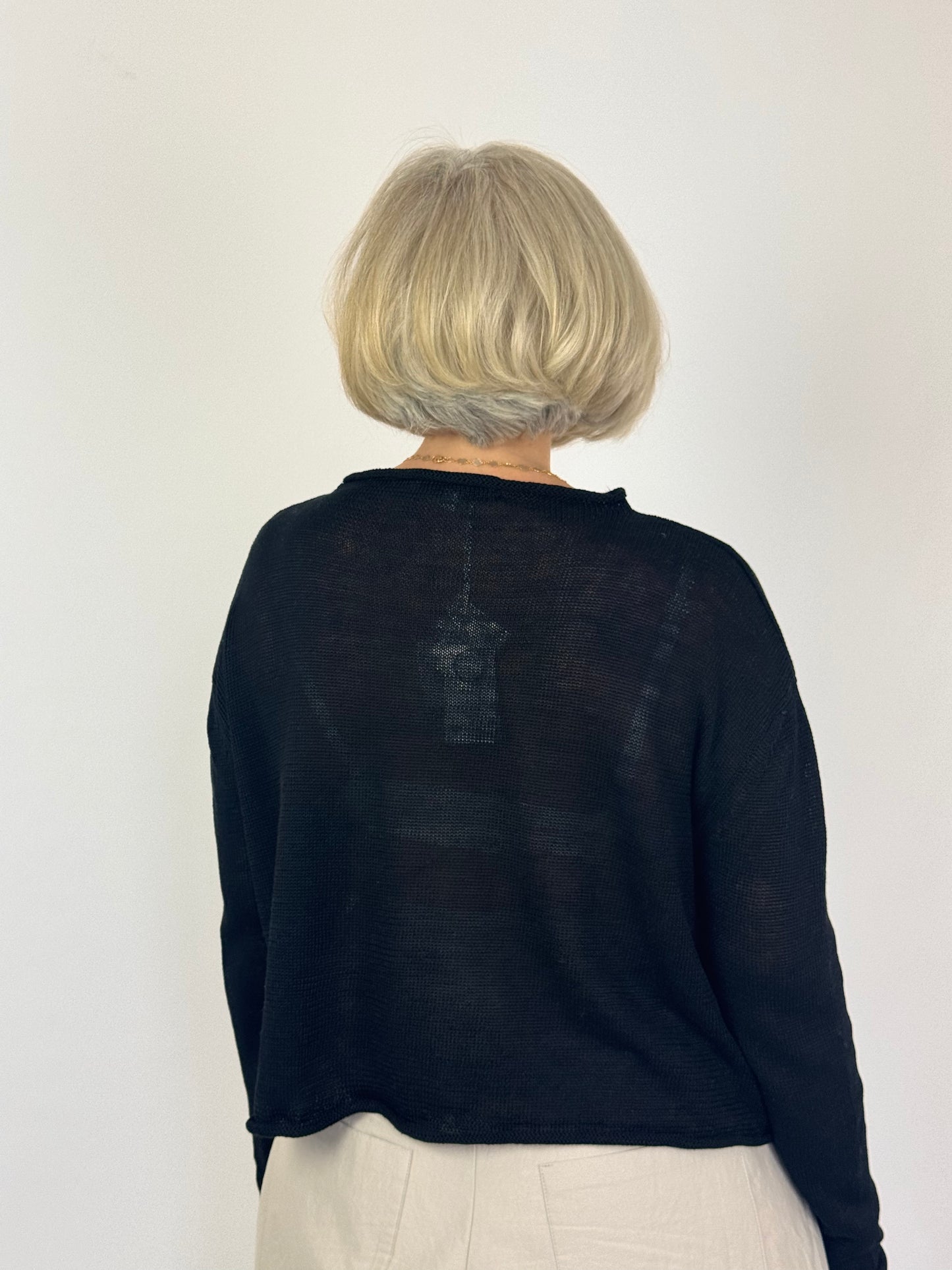 Cordelia James Pea Linen Jumper Black