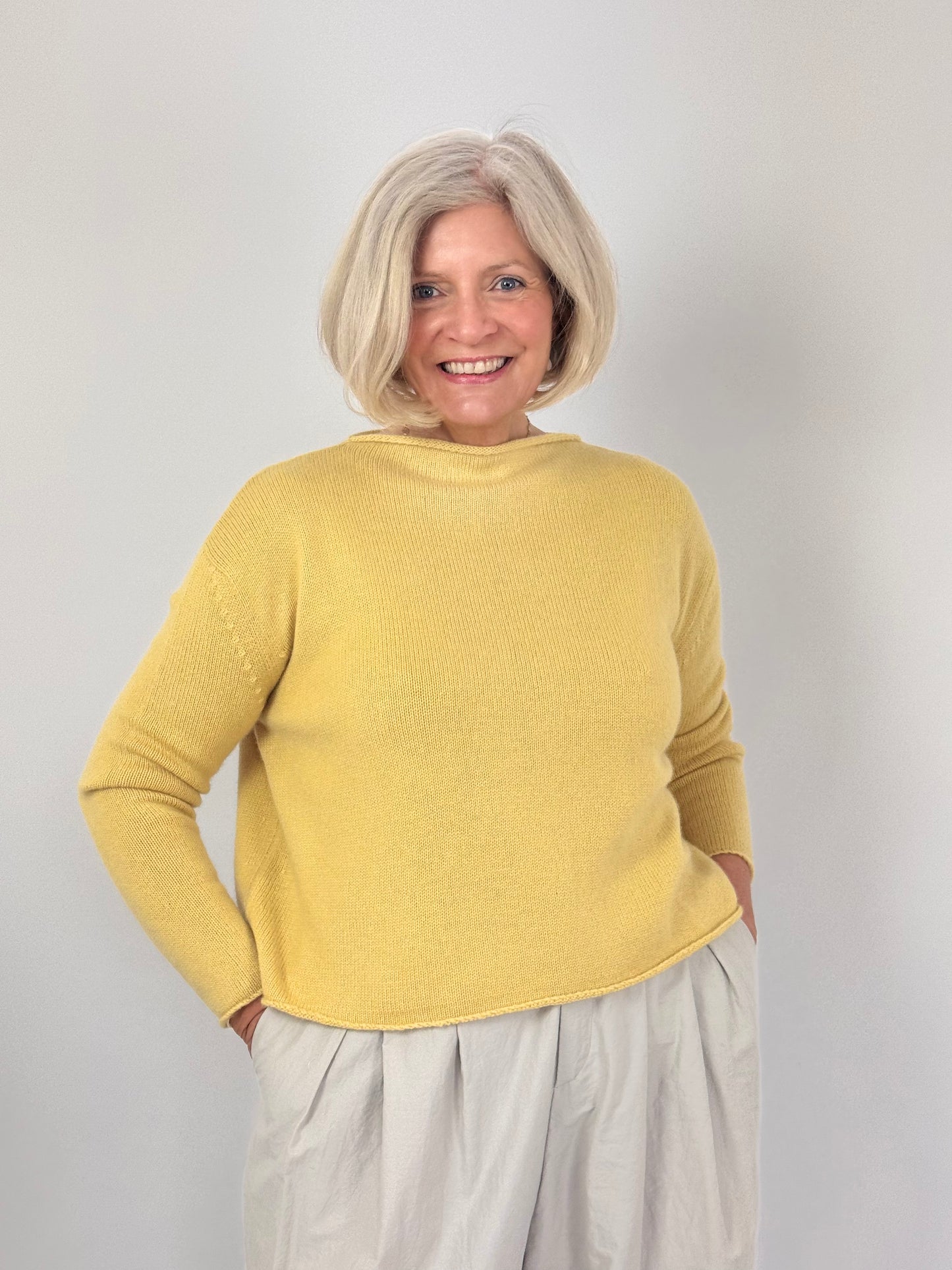 Cordelia James Pea Cashmere Jumper Tumeric