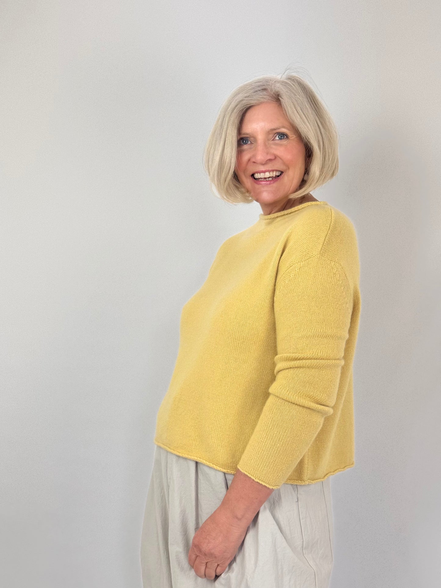 Cordelia James Pea Cashmere Jumper Tumeric