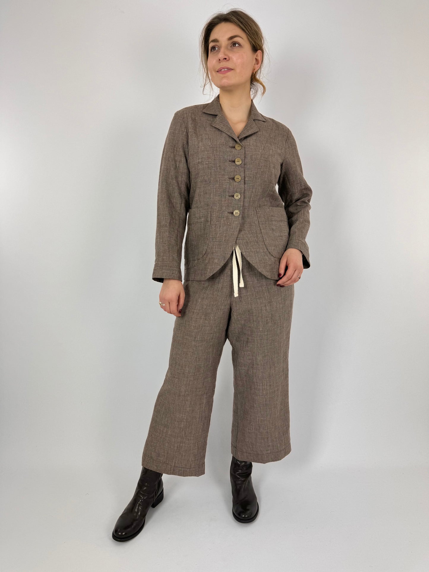 Der Antagonist 13 Trousers Brown Check