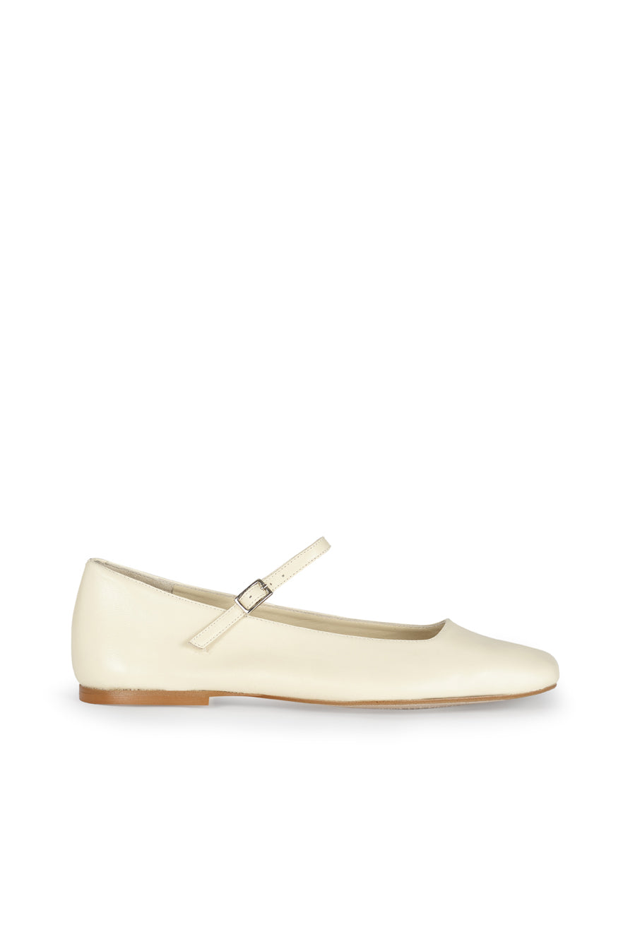 Augusta Julieta Pumps Ivory