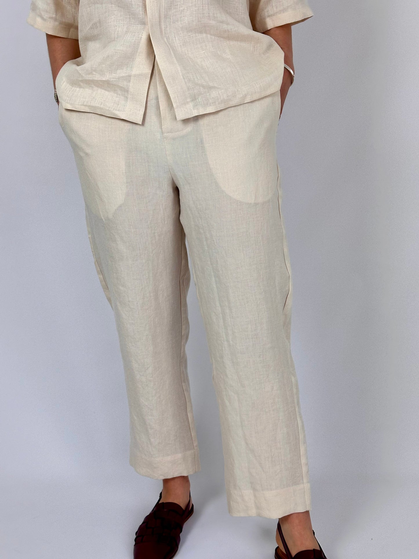 LIMO Cropped Trousers Cream