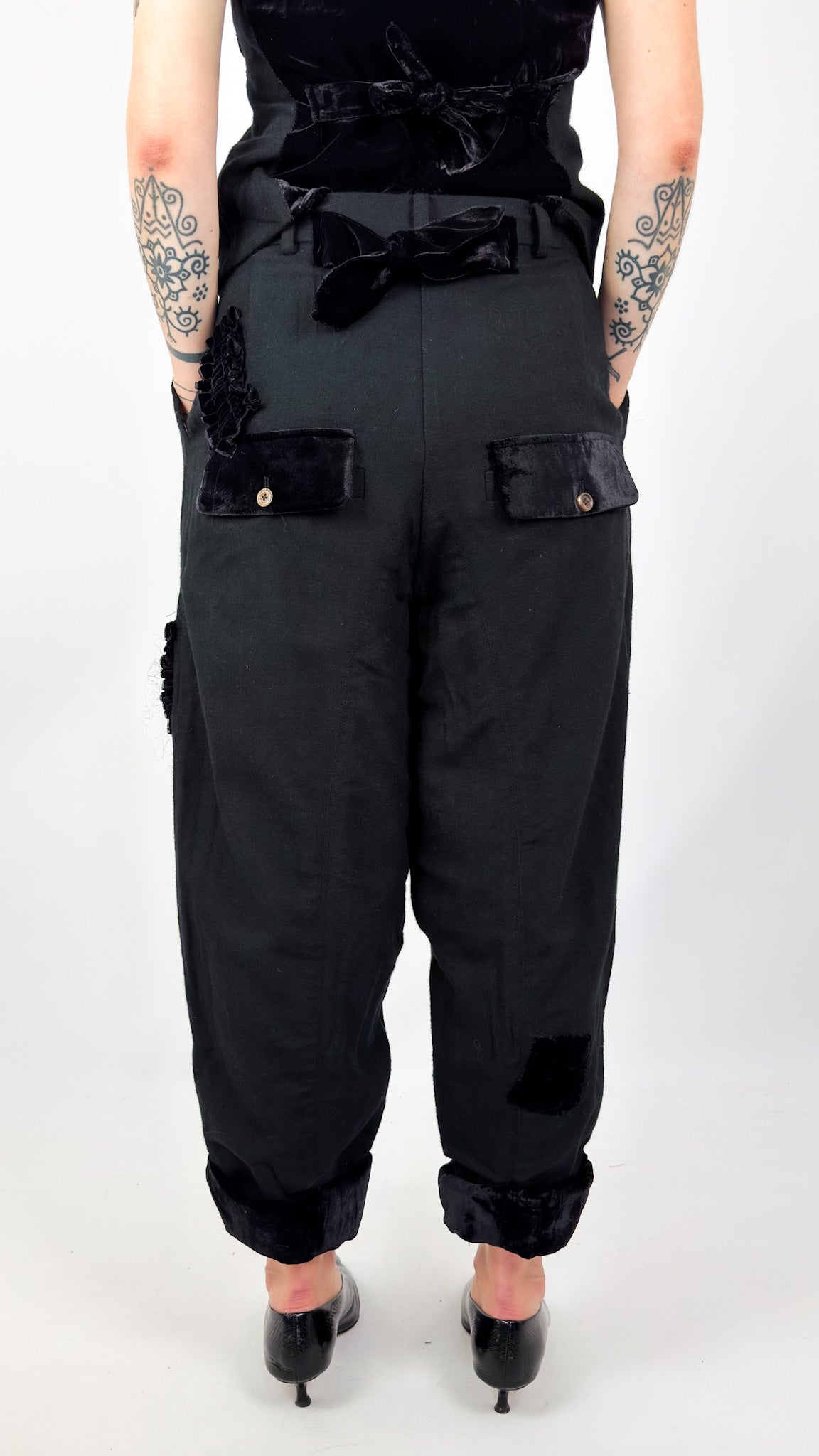 AM 0641 Poets Heirloom Trousers Black