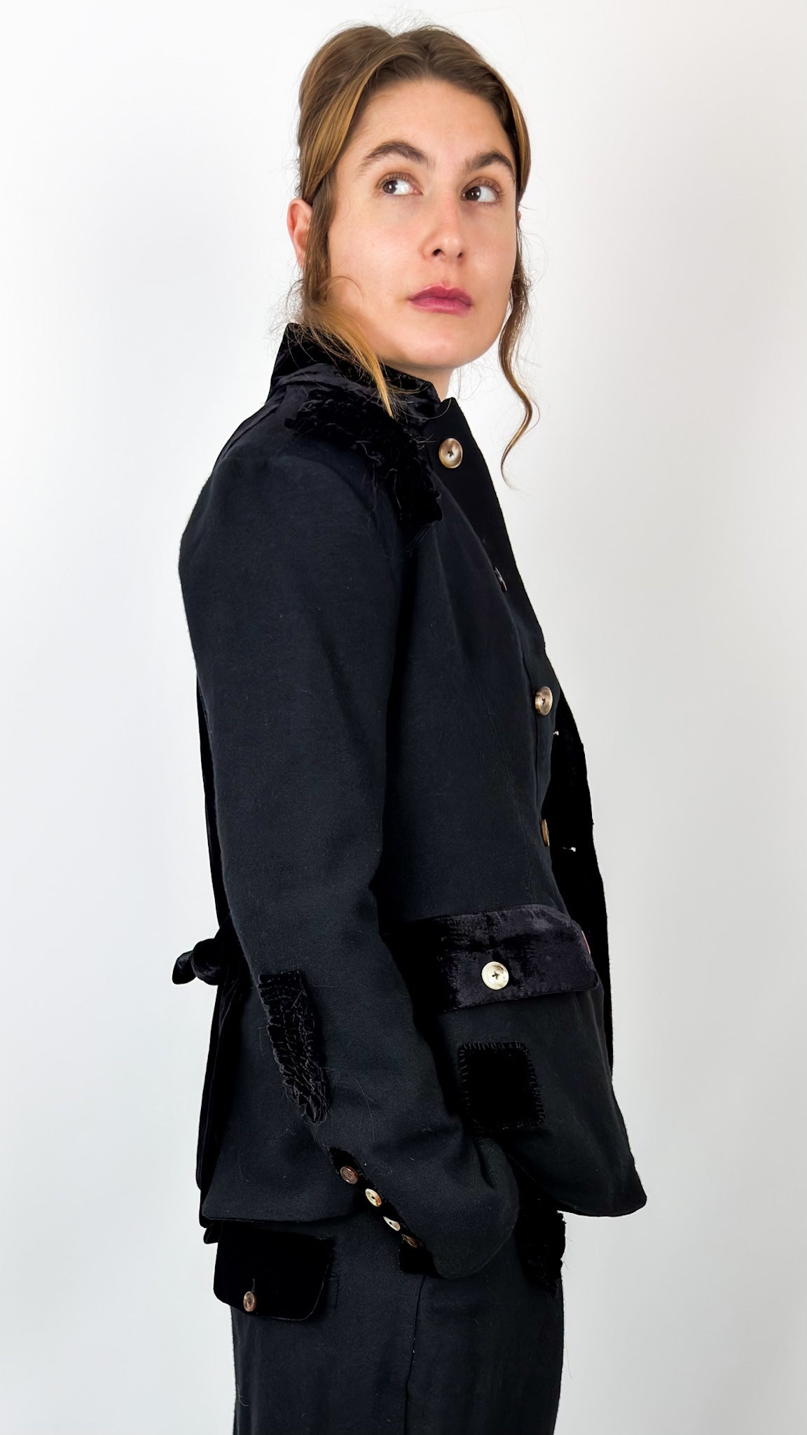 AM 0644 Poets Jacket Black