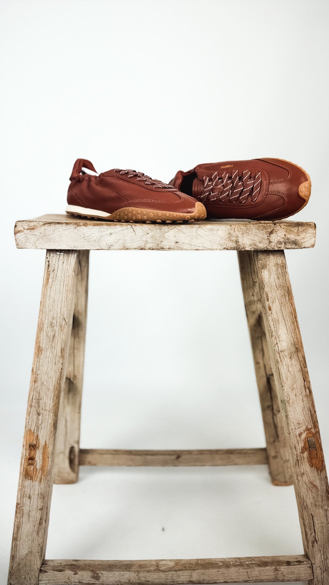 Hoff Bridge Trainers Tan