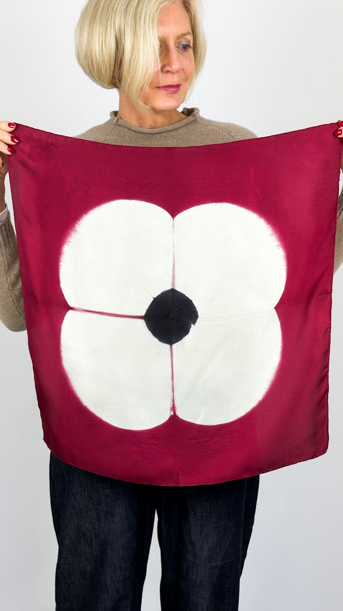 DN Shamrock Scarf Berry/Mocha