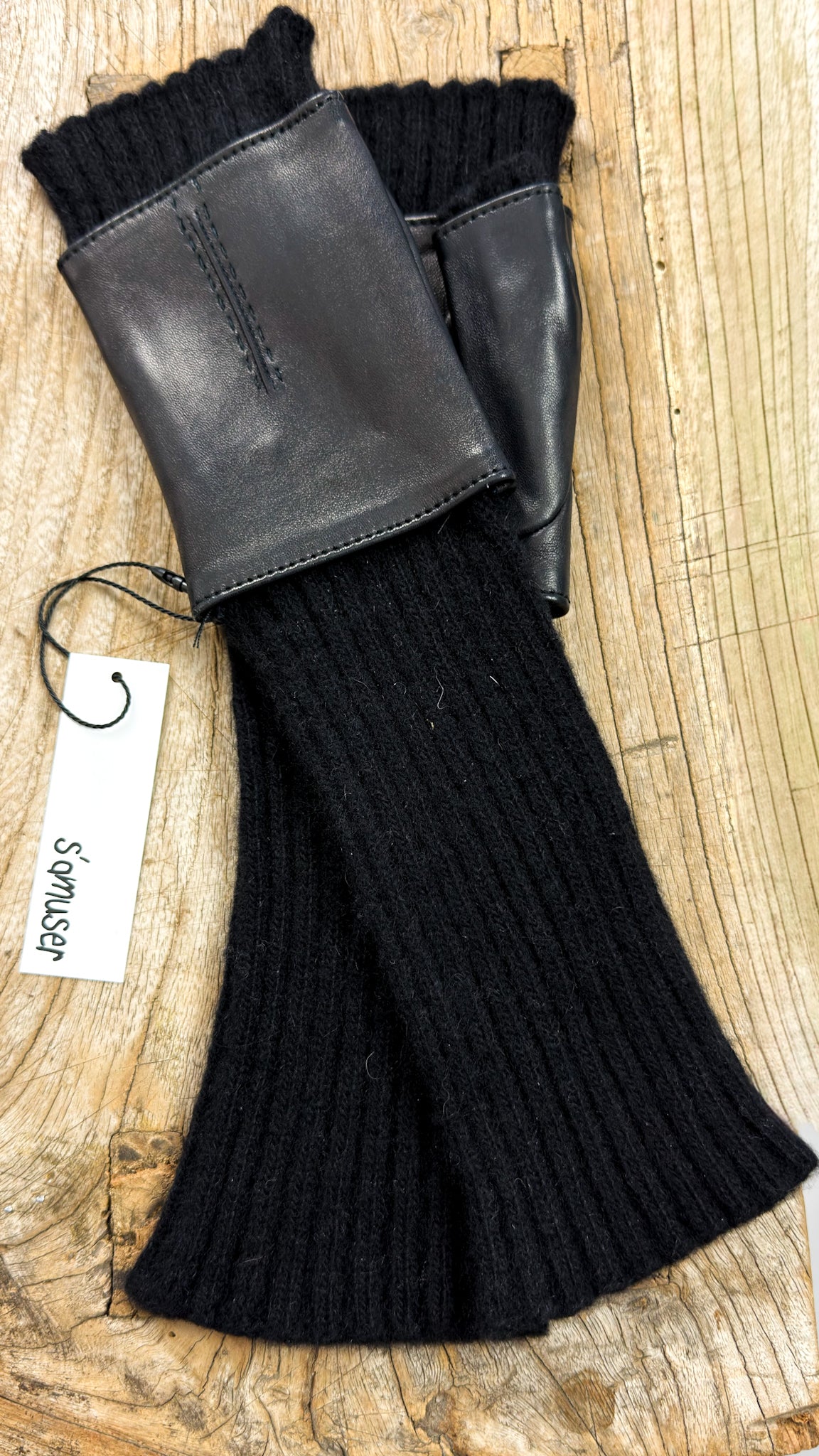 SA Soana Gloves Black