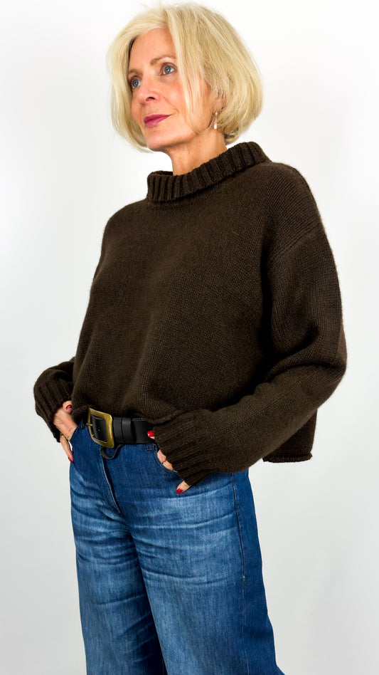 Cordelia James Short Roger Jumper Chocolate