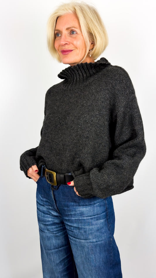 Cordelia James Short Roger Jumper Graphite