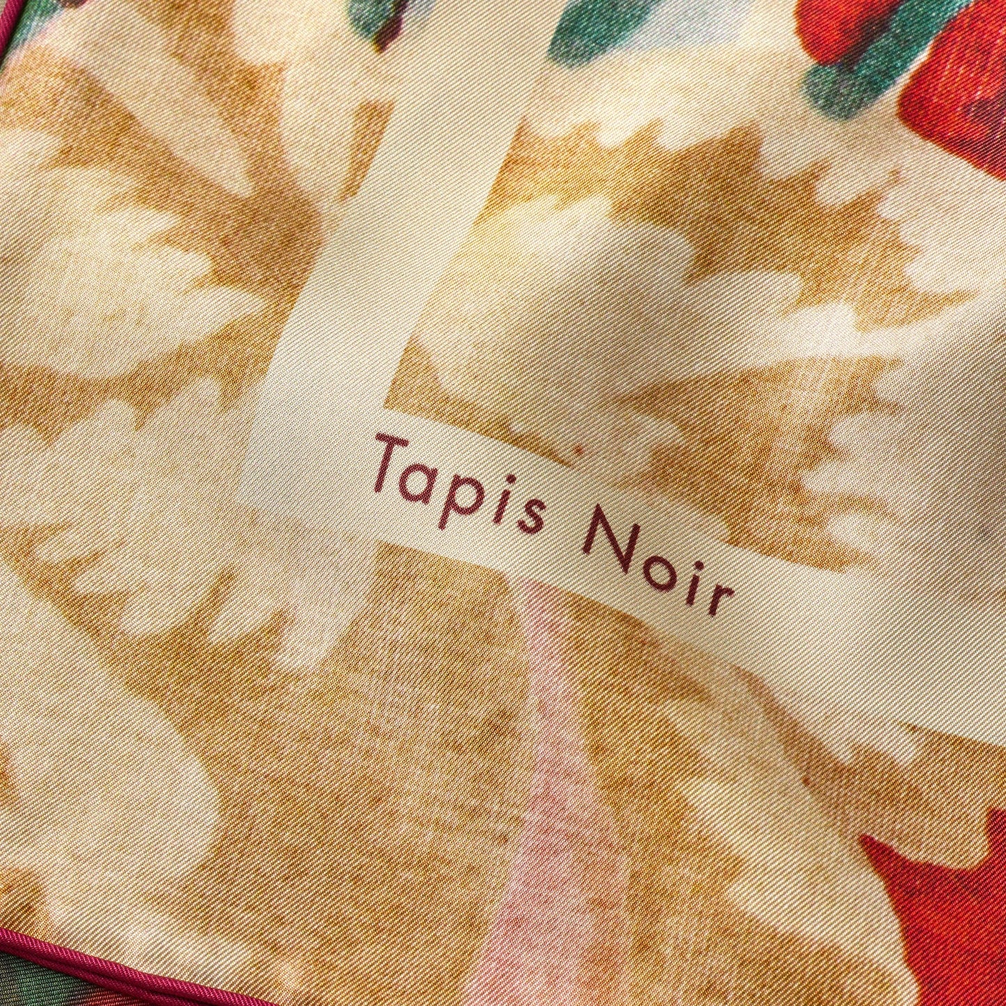 Tapis Noir Classical Multicolour Flower Scarf
