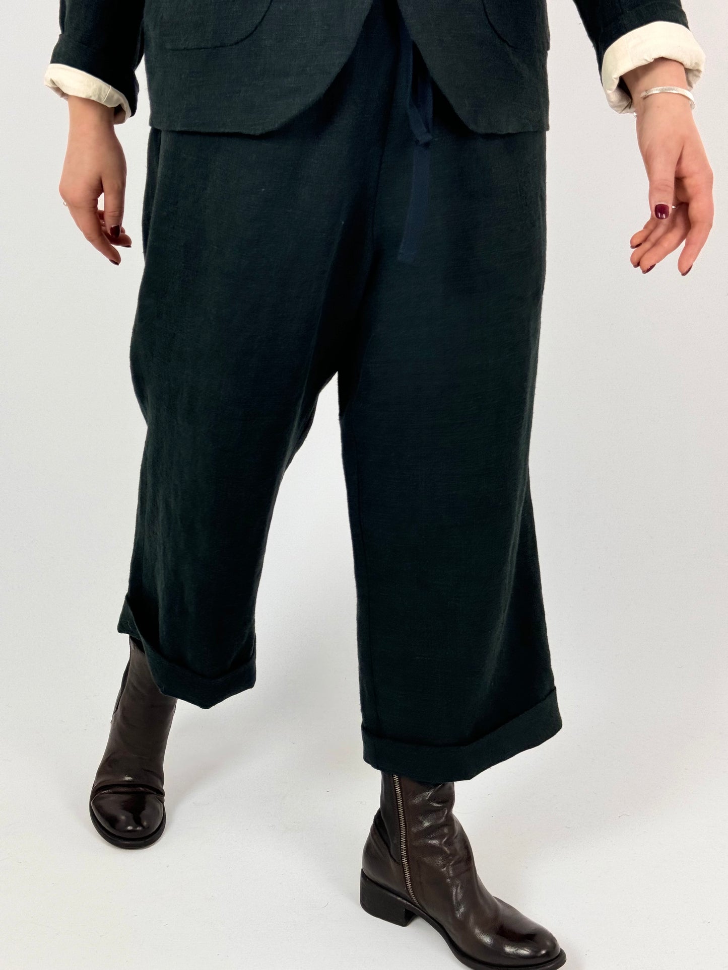 Der Antagonist 13 Trousers Black