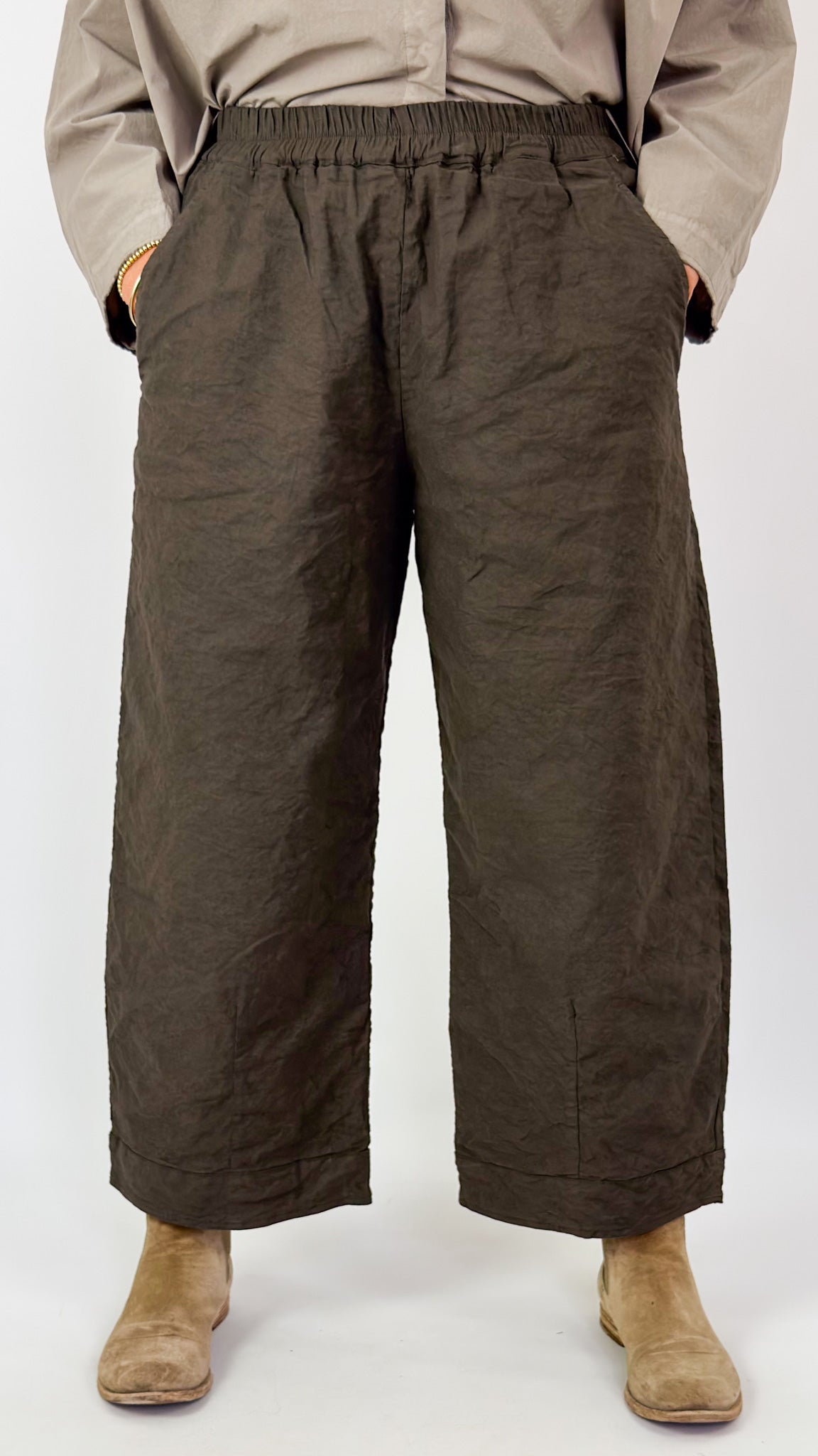 Aequamente 207 Trousers Visone