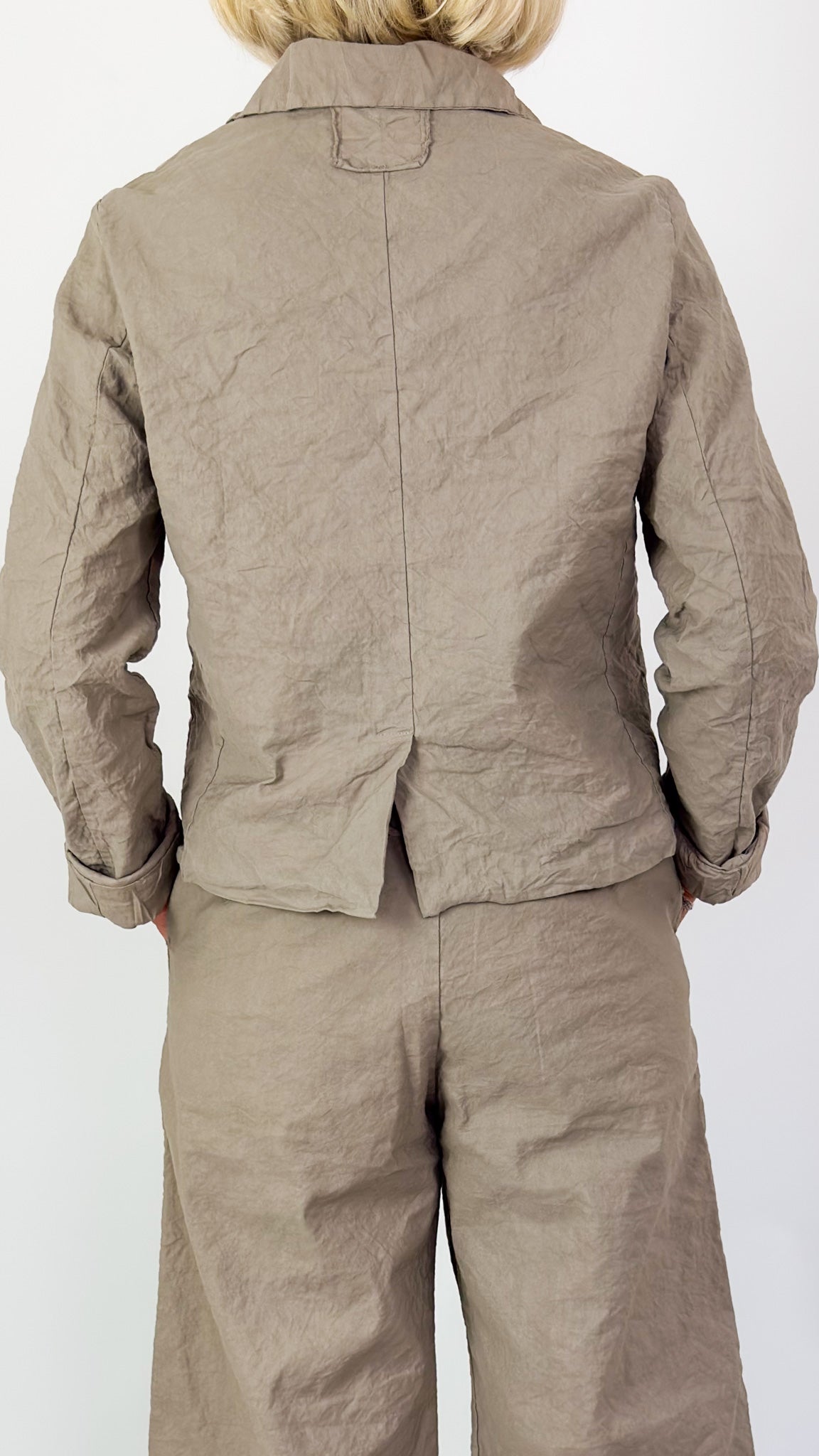 Aequamente 201 Jacket Tortora