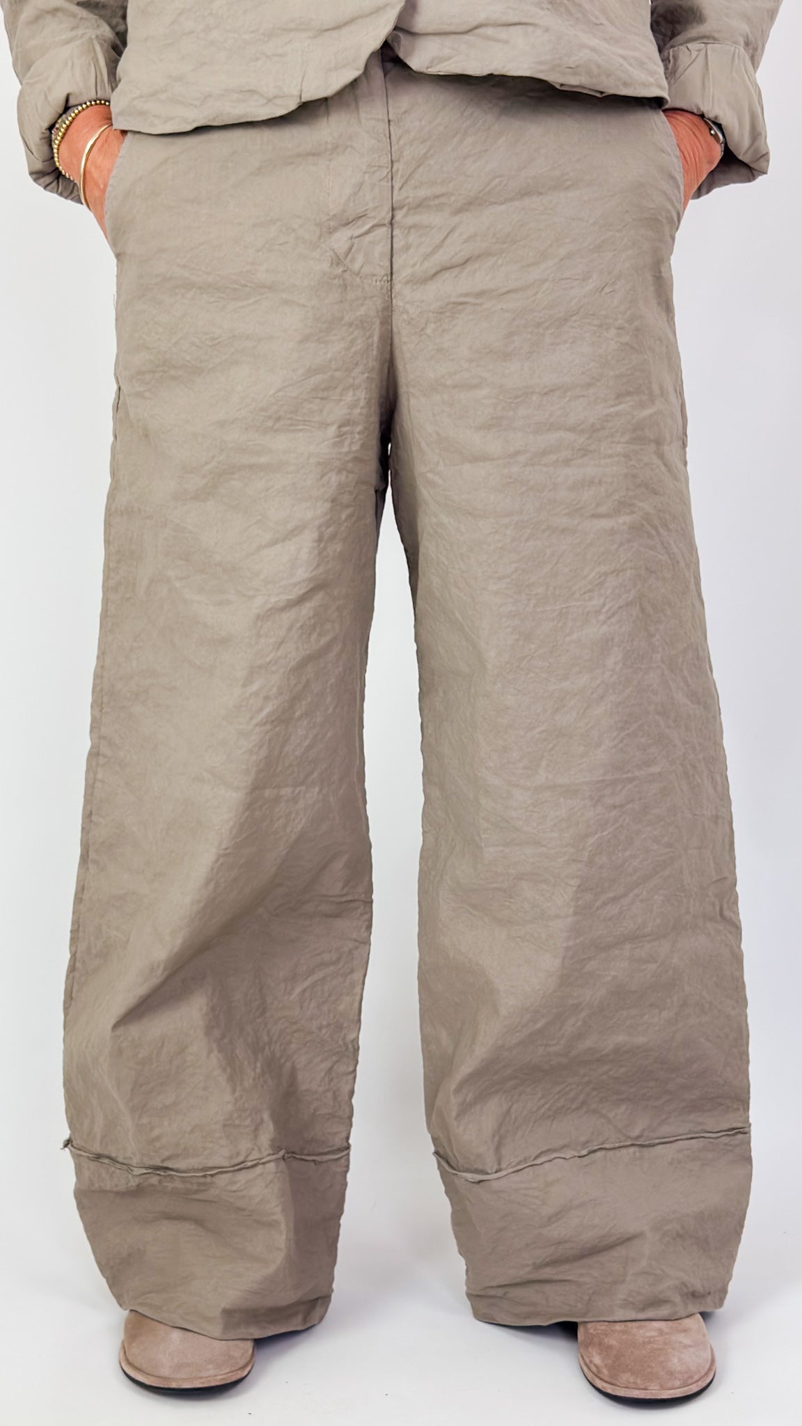 Aequamente 206 Trousers Tortora