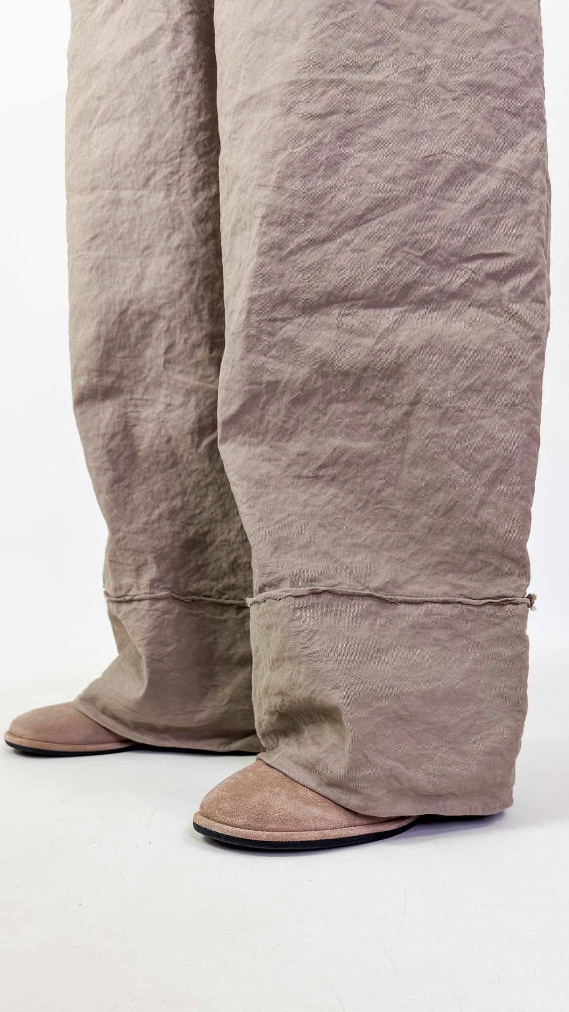 Aequamente 206 Trousers Tortora