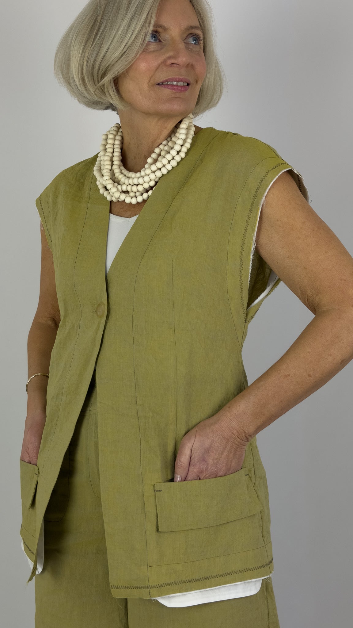 Annette Gortz Brig Waistcoat Khaki