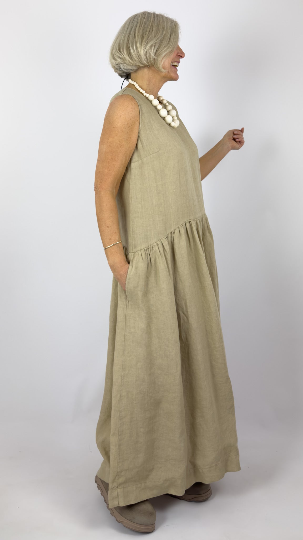 Neirami 224LI Dress Sabbia