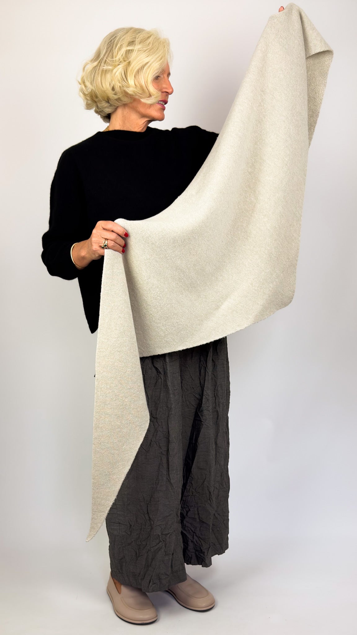 Pas De Calais 0655 Triangular Scarf Greige