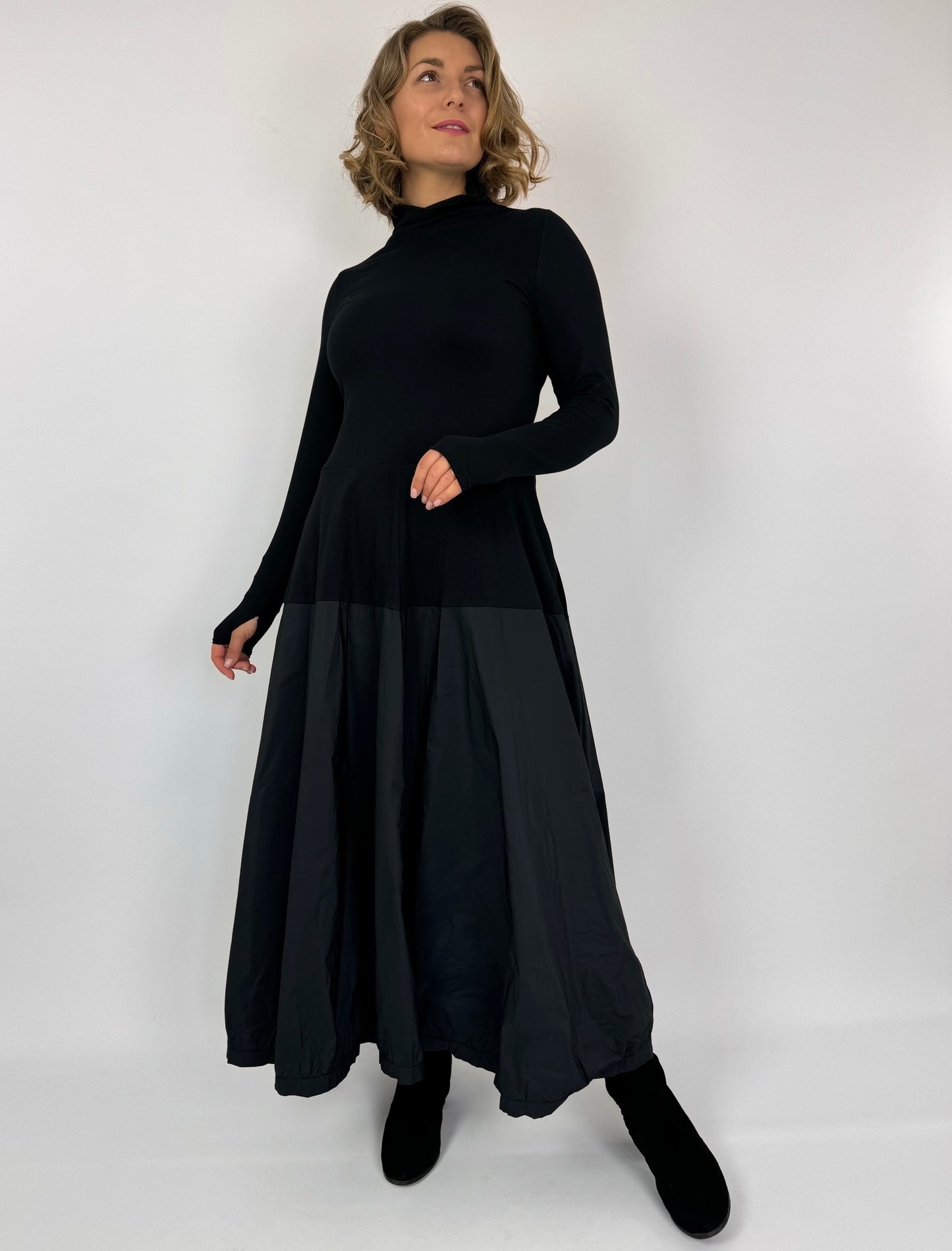 Les Filles d'Ailleurs 986 Dress Black