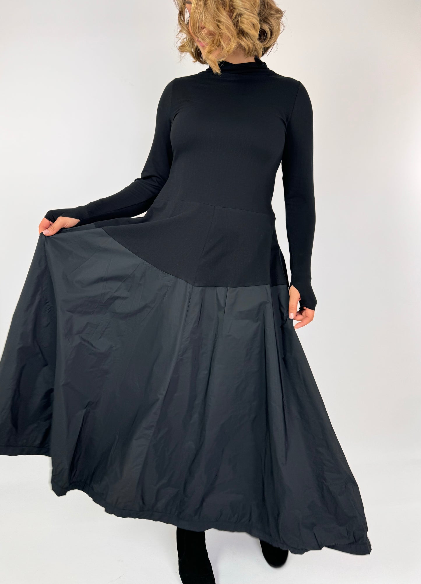 Les Filles d'Ailleurs 986 Dress Black