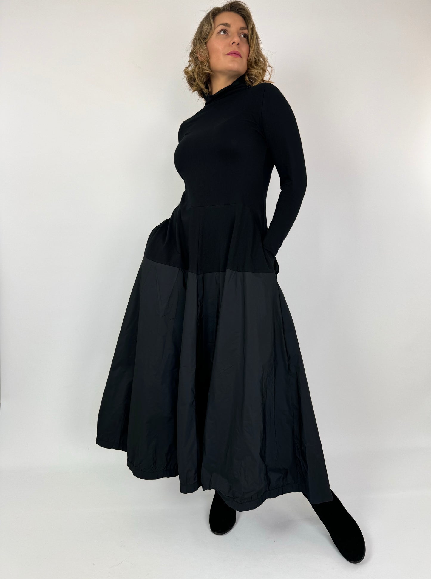 Les Filles d'Ailleurs 986 Dress Black