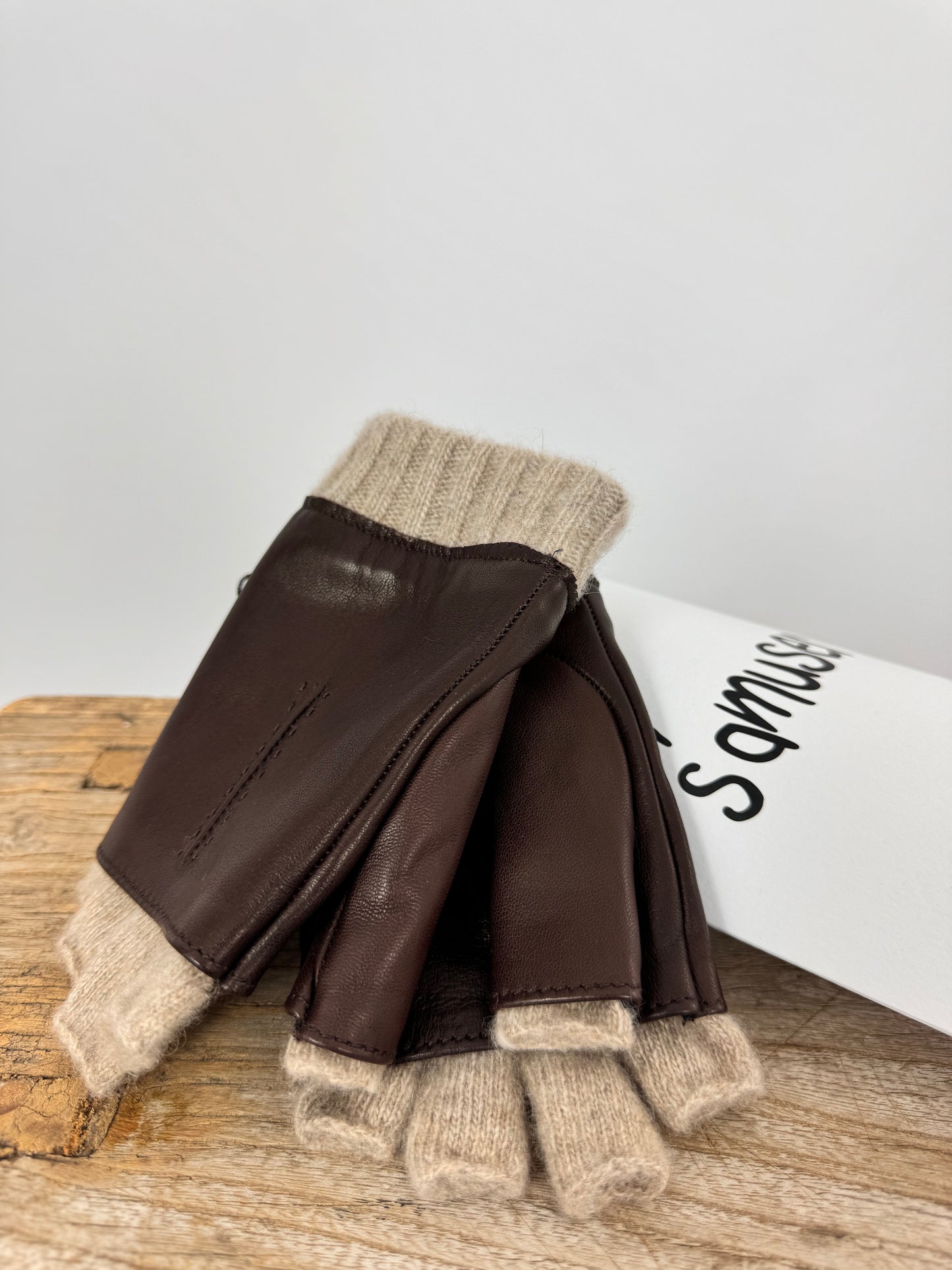 S'Amuser Chiese Gloves Brown