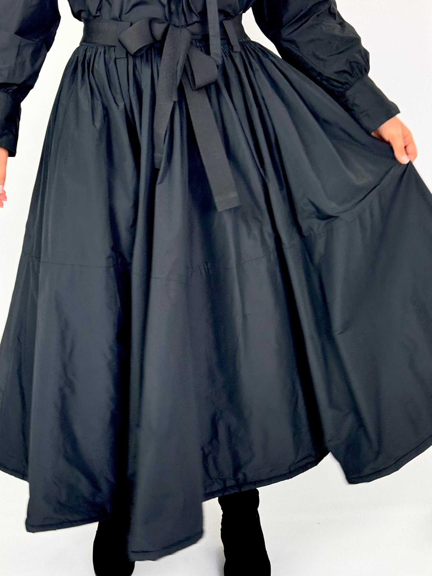 Les Filles d'Ailleurs 618 Skirt Black