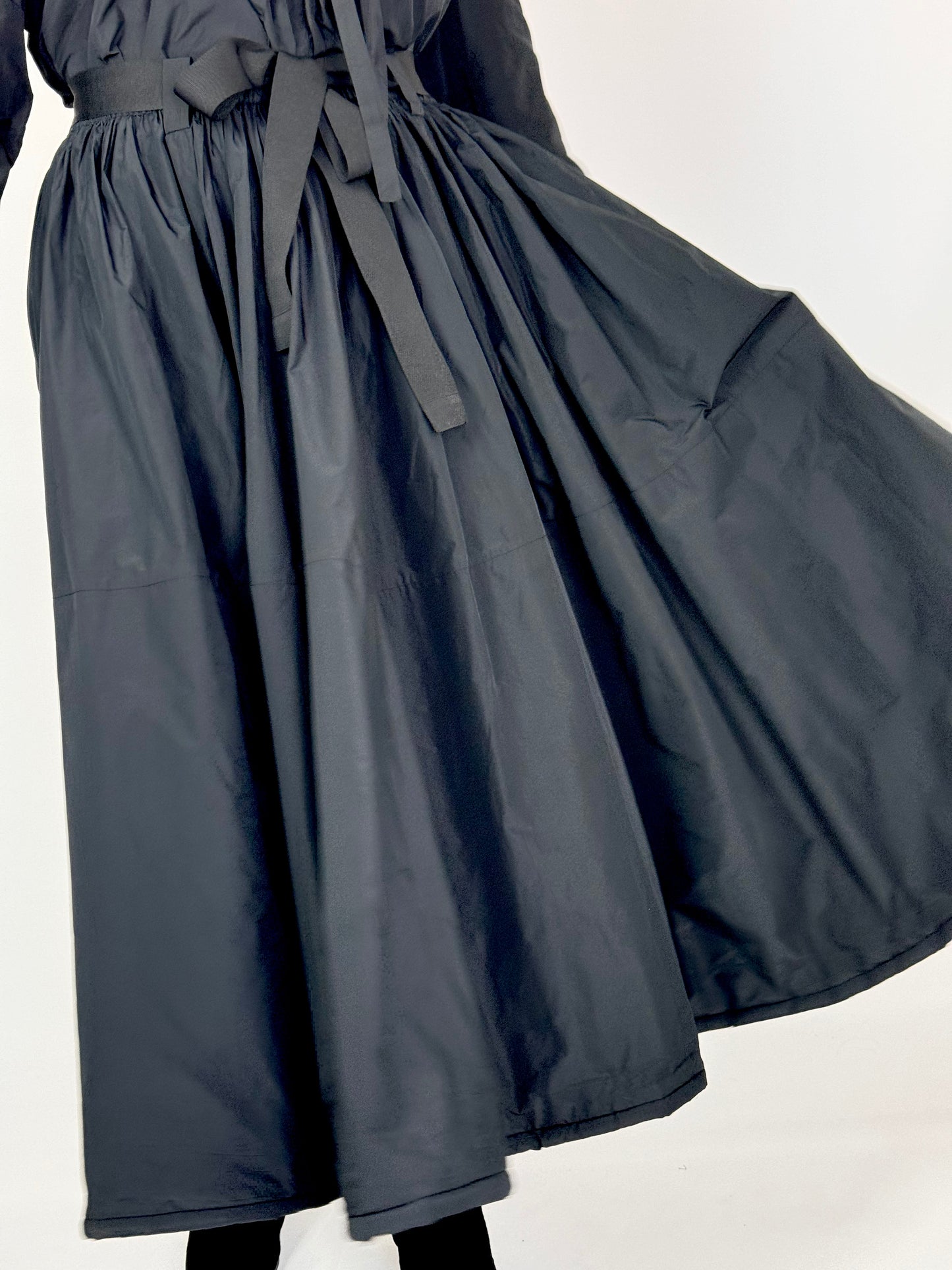 Les Filles d'Ailleurs 618 Skirt Black