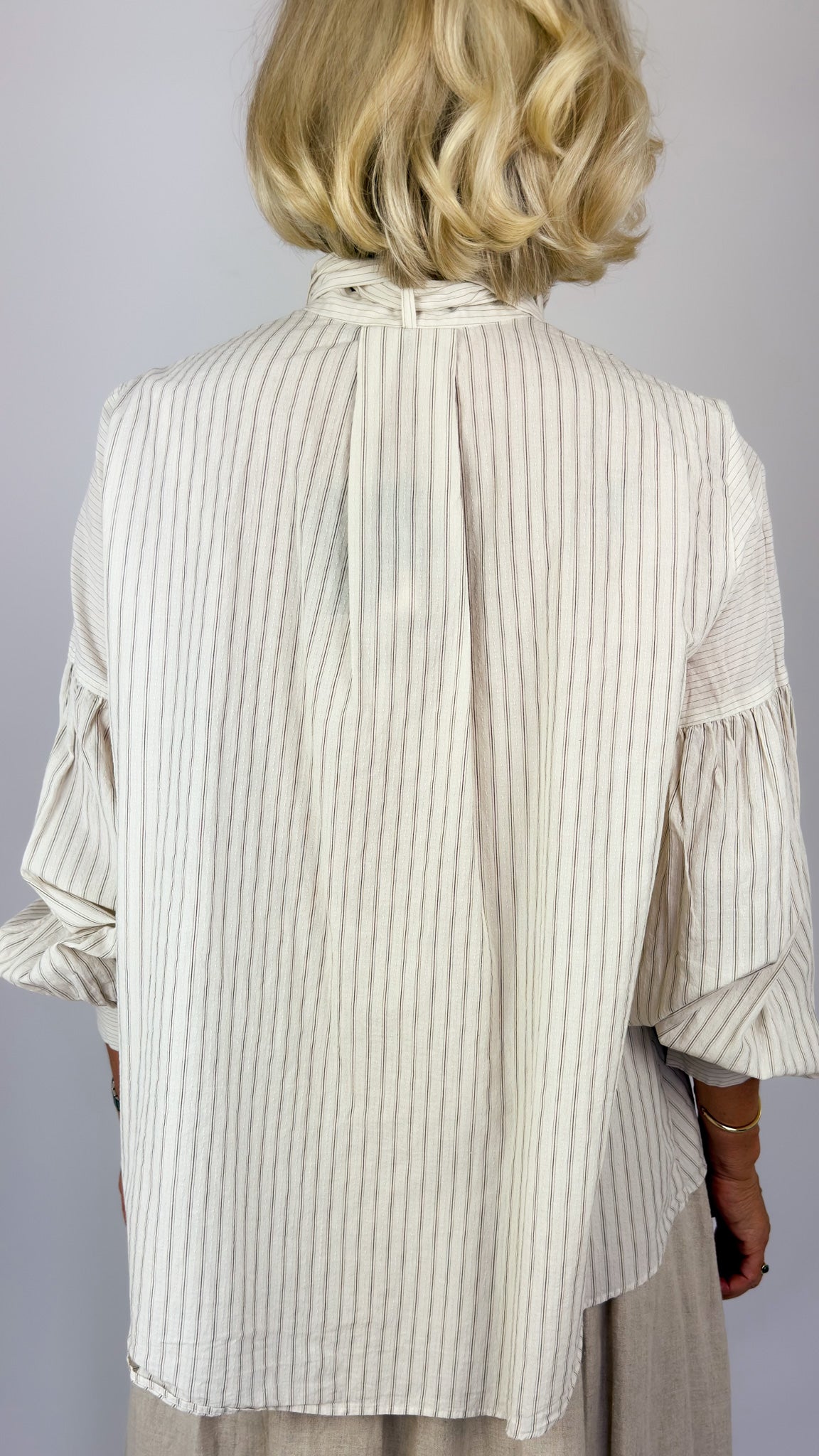 Pas De Calais 6856 Stripe Bow Blouse Ivory